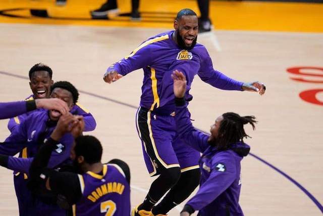 图卢兹中场核心伤愈复出助力球队战胜圣埃蒂安