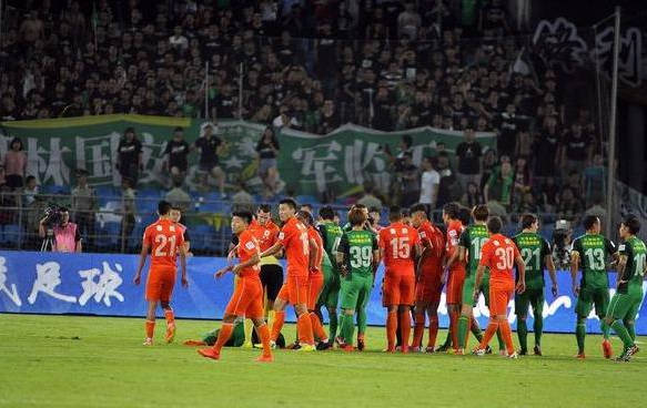 问鼎娱乐官方网站- 都灵德比，百年恩怨，再添新章  